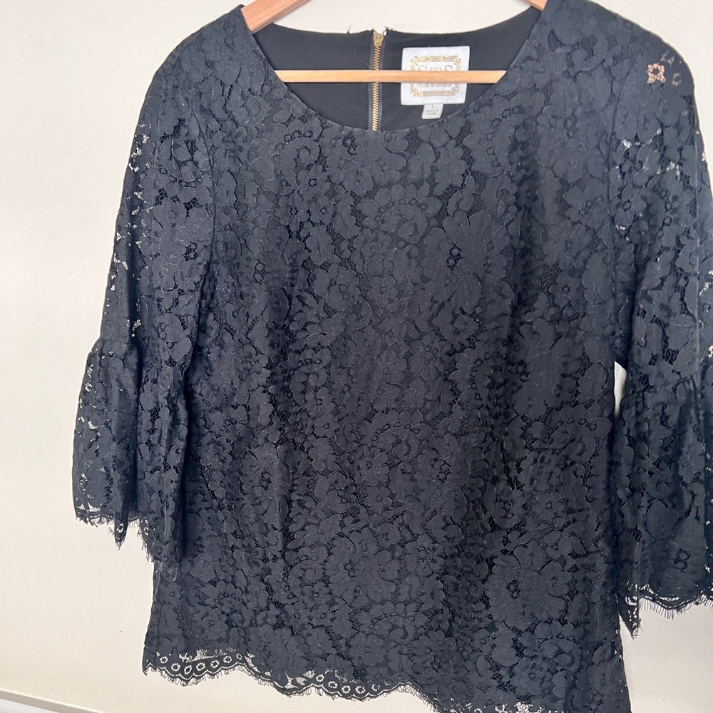 Elegant Black Lace Sail to Sable Top